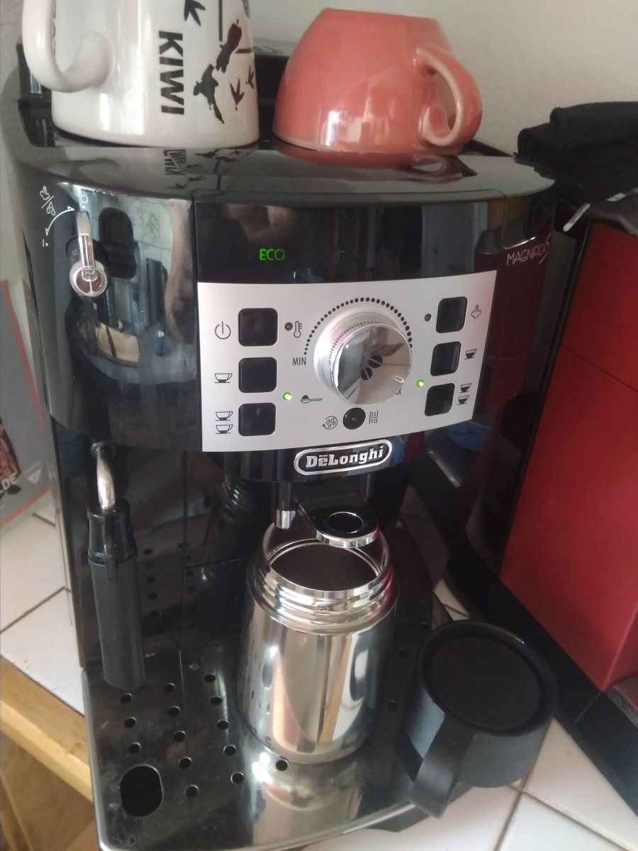 Beliebter Kaffeevollautomat: Der Einsteiger-KVA von De'Longhi